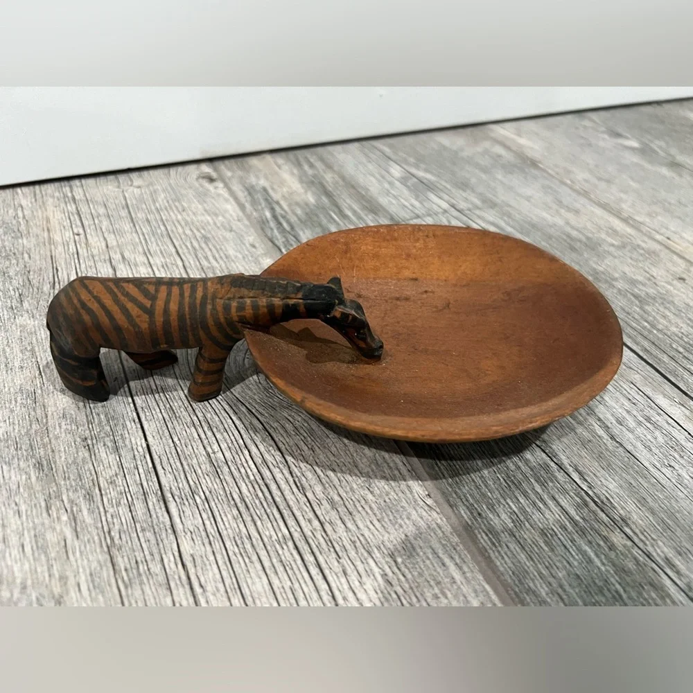 Hand Carved Wooden Animal Trinket Bowls | Zebra & Giraffe | Boho Safari Decor